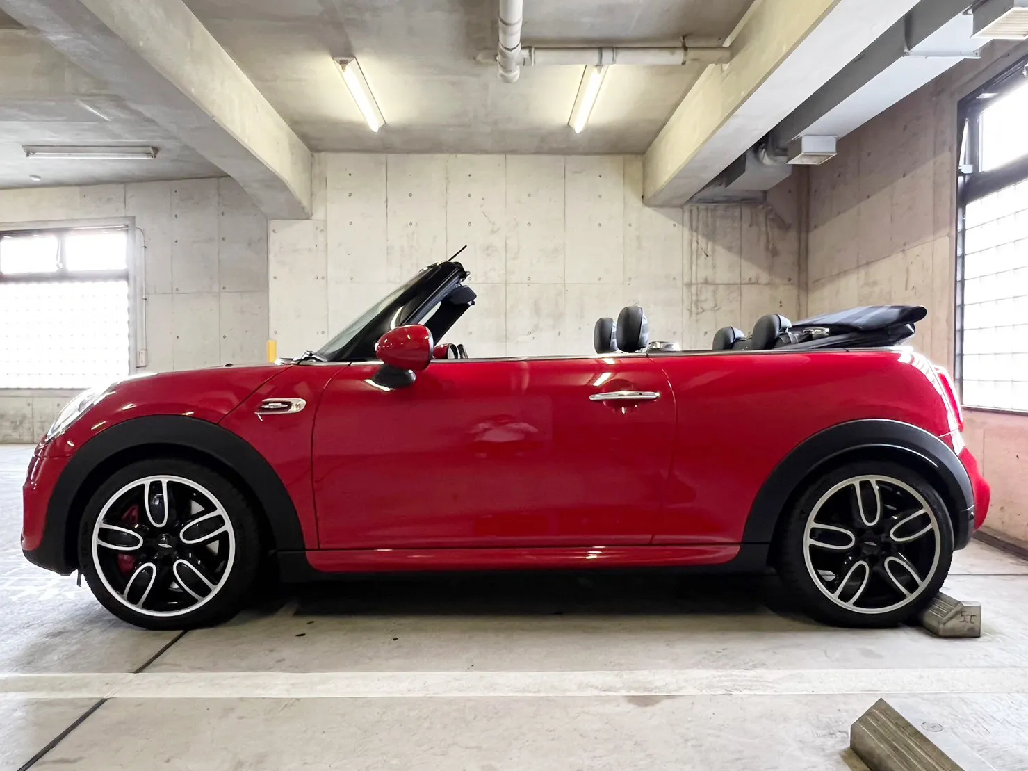 MINI JCW CONVERTIBLE